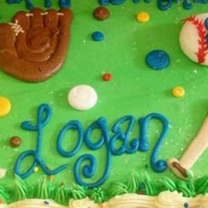 baseballthemed-birthday-cake